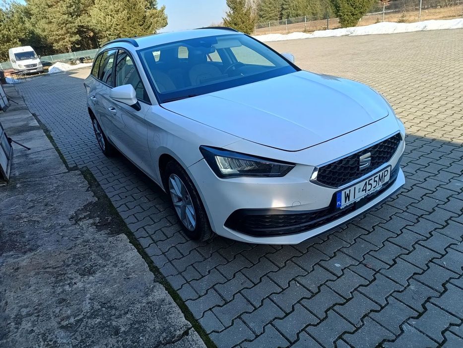 Seat Leon czytaj ogłoszenie leon sportstourer kombi opel crossland DS3 crossback