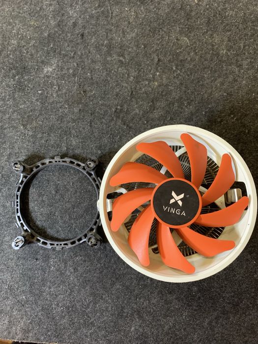 Кулер Vinga Q5 для Intel/AMD. Почти новый!