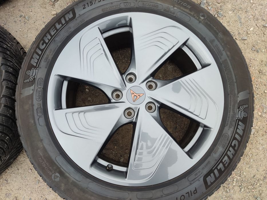 Komplet oryginalnych felg cupra 5x112 18 cali