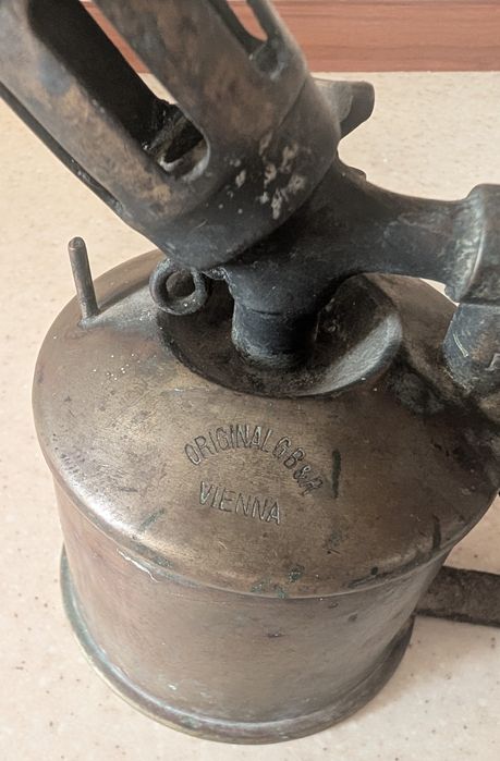 Паяльна лампа VIENNA