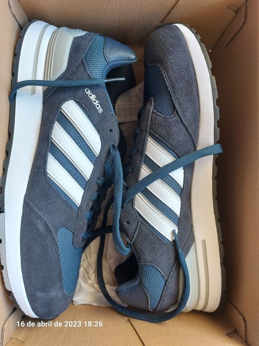Adidas Runs 80 novas