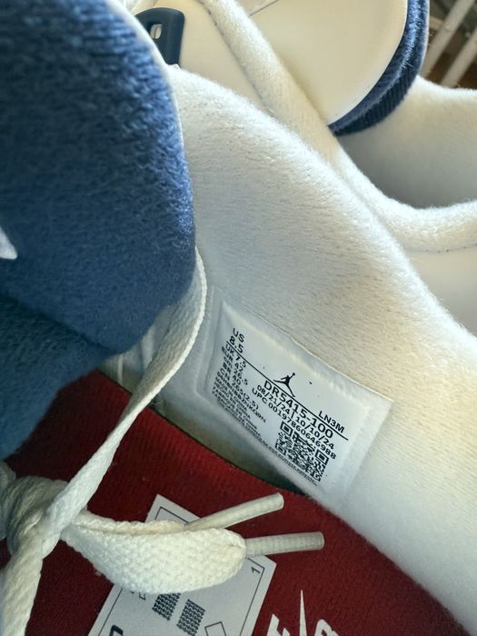 Air Jordan 4 SB Navy