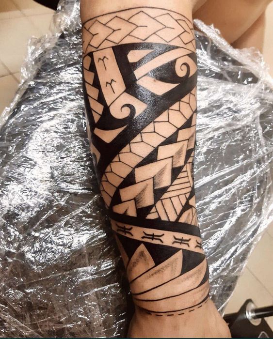 Скидка 30%. Тату. Перекрытие партака,  корекция старых работ.