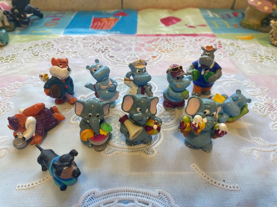 Фігурки кіндер - різні