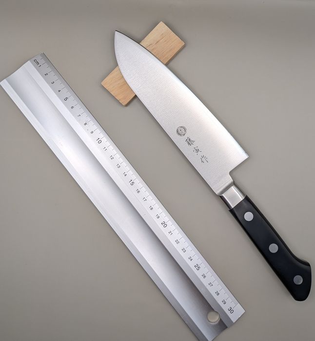 Tojiro Fujitora dp3 Santoku 170mm
