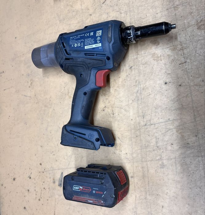 Nitownica Akumulatorowa Bosch GRG 18V-16C + Bateria + Ładowarka