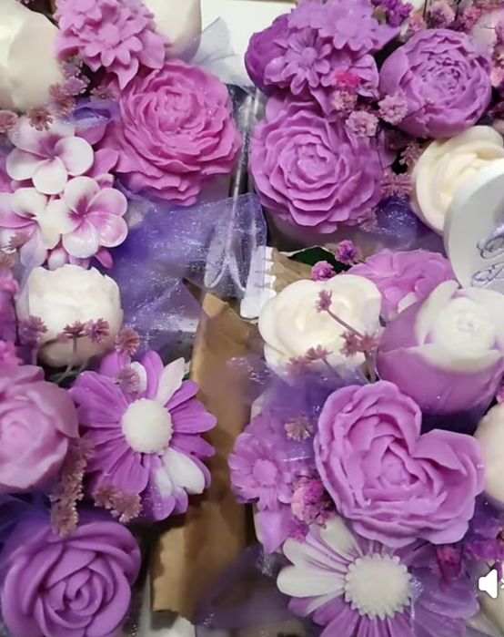 Várias peças  em gesso perfumado e cera de soja vários  preços