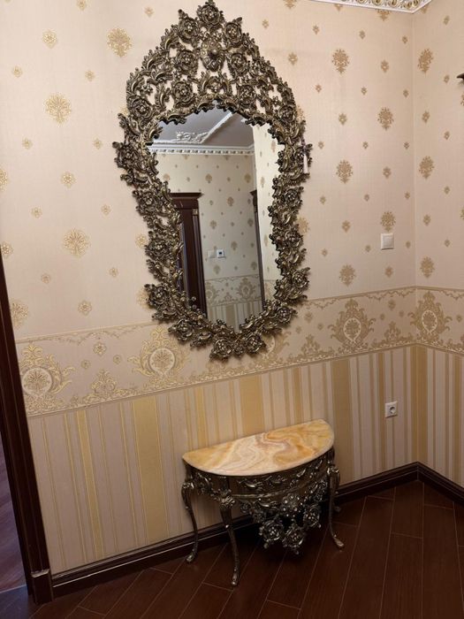 Консоль з дзеркалом латунь Терміново