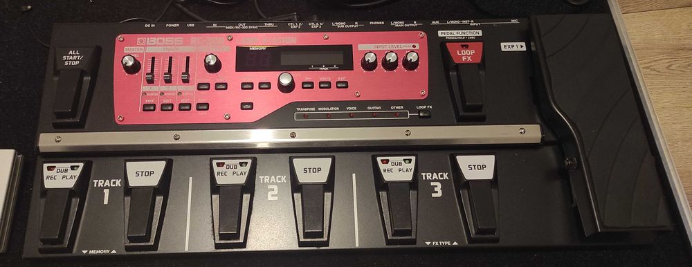 Zestaw: Boss RC-300 Loop station + FS-6 + Roland EV-5