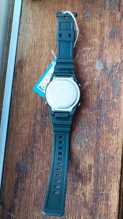 Casio AE-1700H “Pepsi” - 10 Anos de Pilha, Hora Mundial