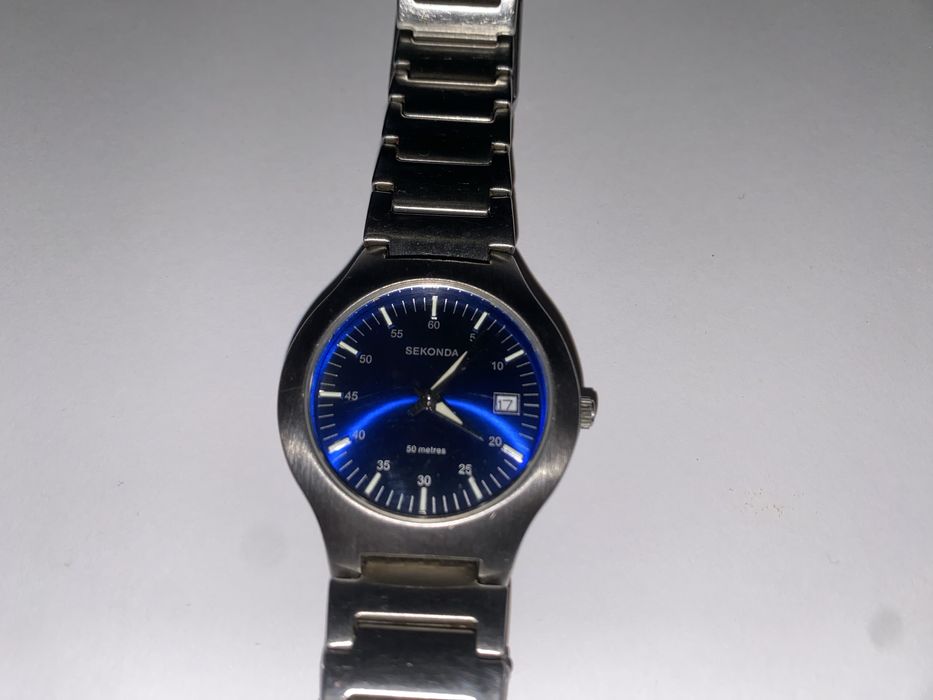 Годинник sekonda