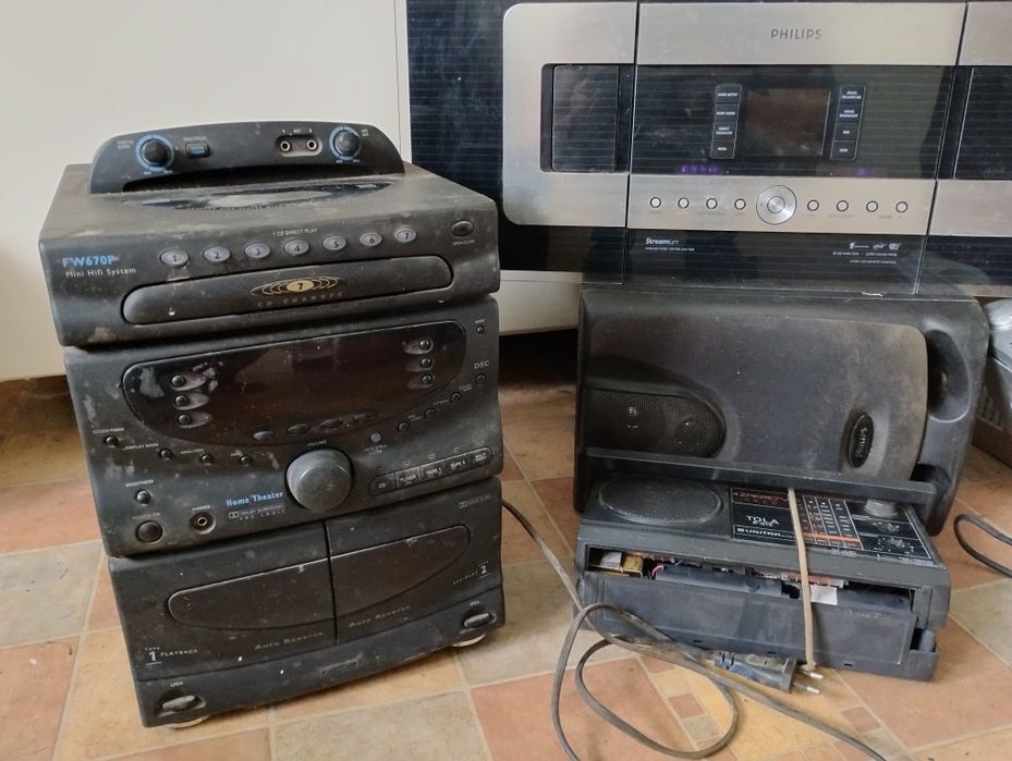 Radia magnetofony Sony Unitra Philips