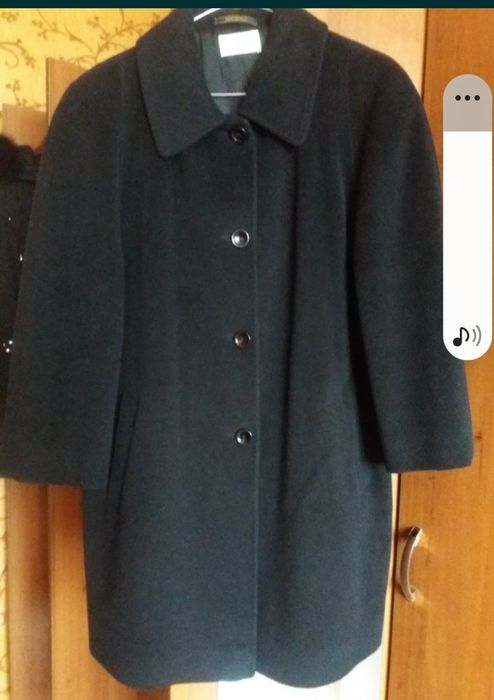 Жіноче пальто, Італія