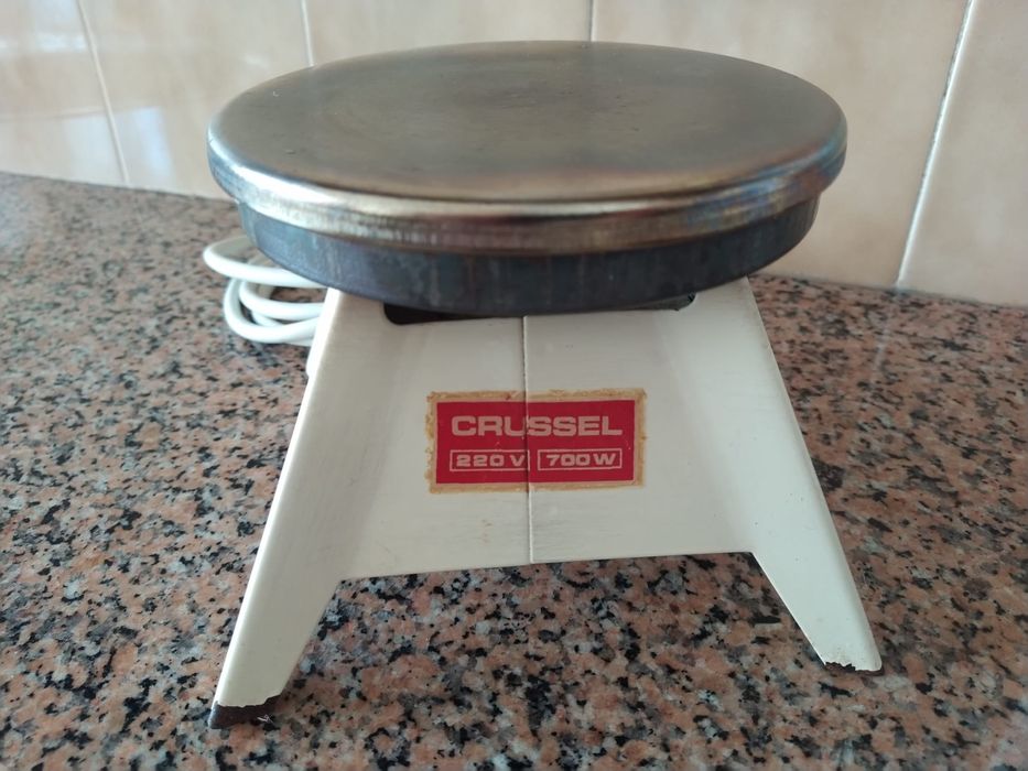 Placa fogão antigo casa quarto cozinha apartamento vivenda escritório.