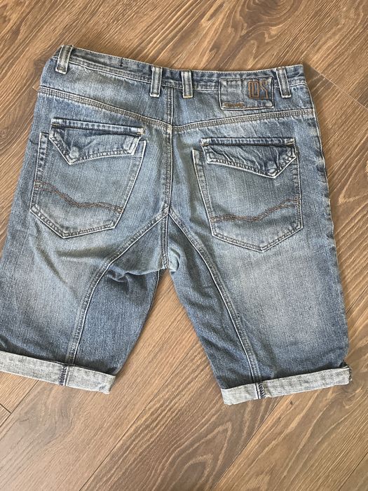 Krótkie spodenki jeans chłopięce