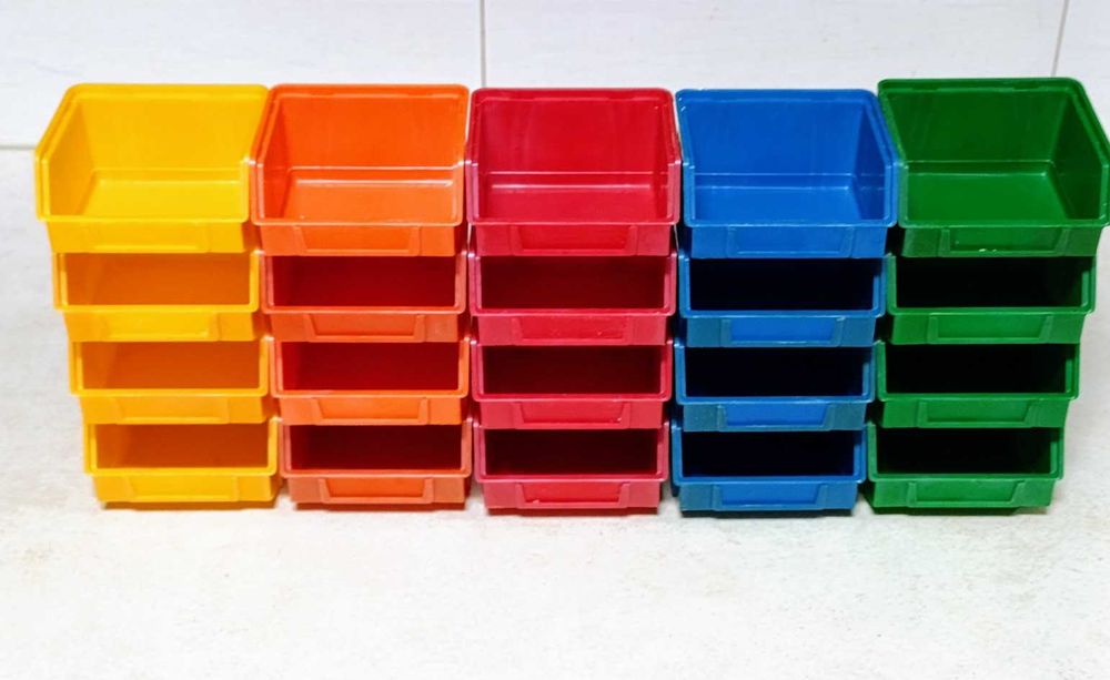 Caixas de stock arrumação plásticas empilháveis ou montáveis cores