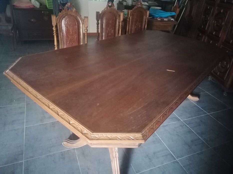 Móvel e Mesas de sala