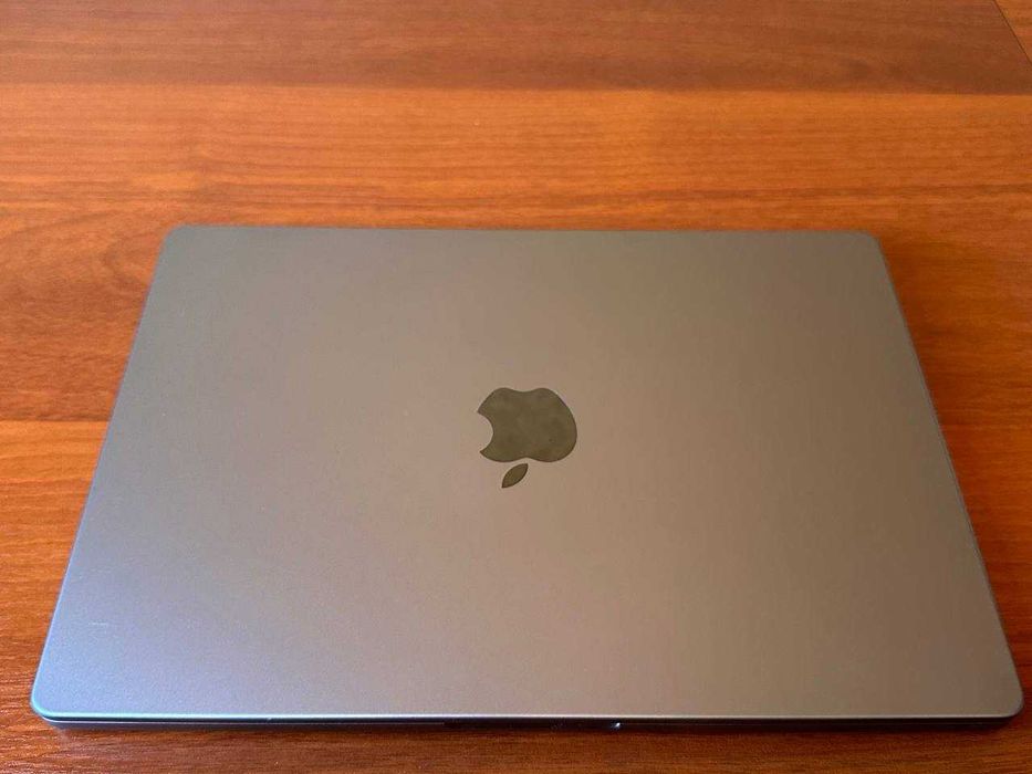 MacBook Pro 14 2021 16 512 m1 pro
