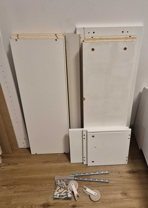 IKEA BILLY zestaw regałów + szuflady biały