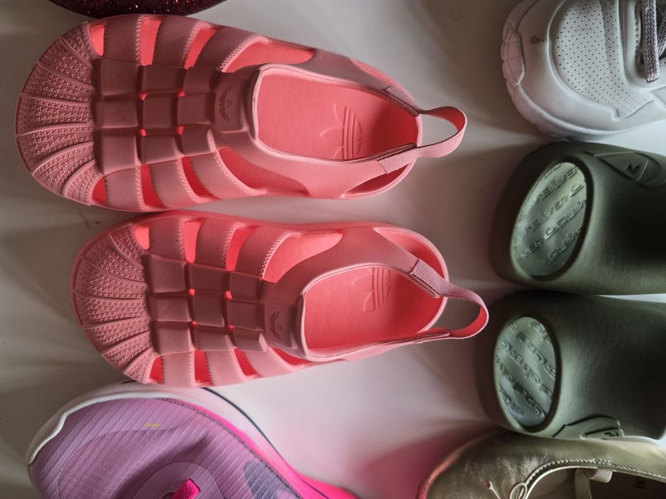 Zeataw butów na jesień, buty dla dziewczynki 8 par, adidasy 30