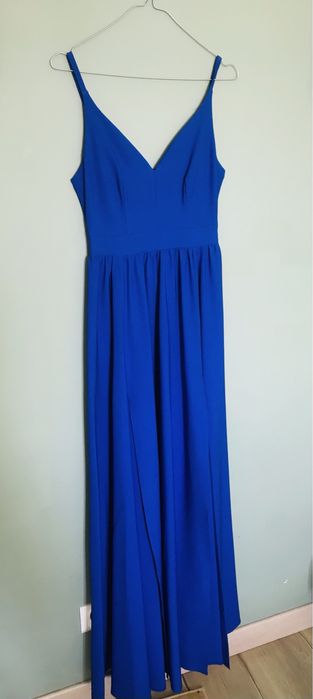 Suknia z rozcięciem