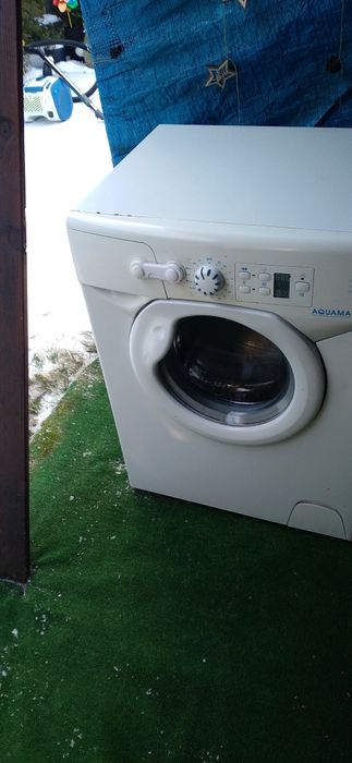 Sprzedam pralkę ...