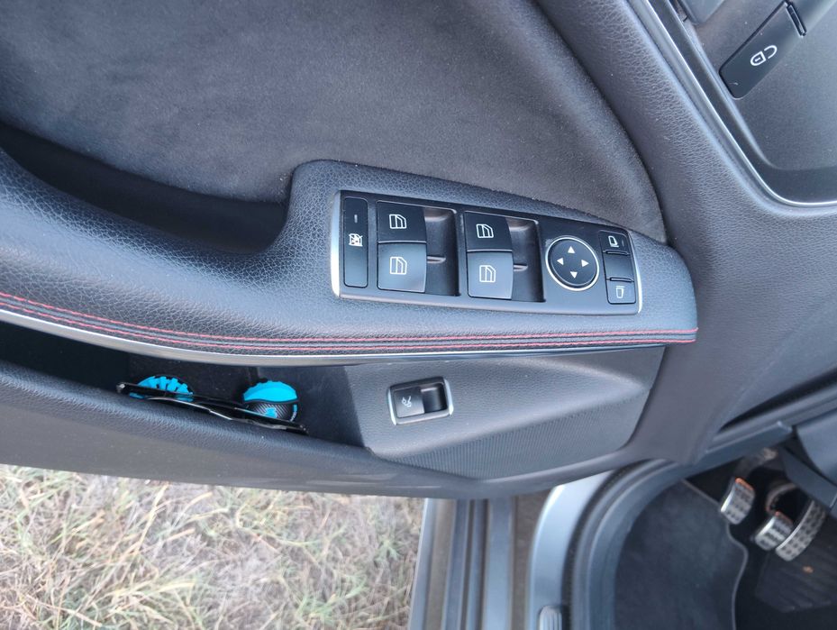 Vendo Mercedes Benz CLA 180 sport coupé AMGLine