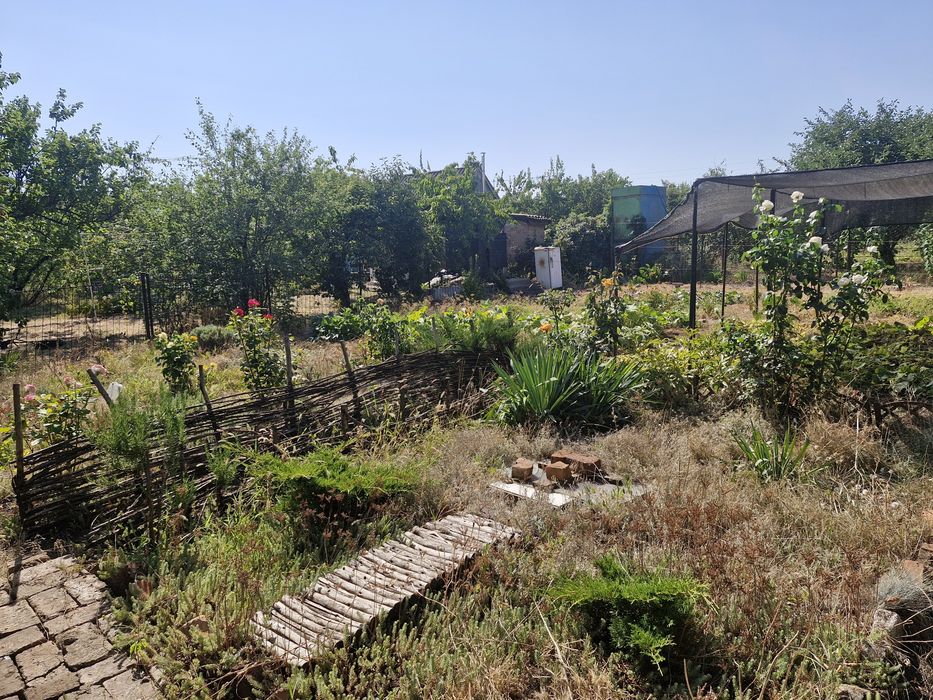 Продам дачний участрк