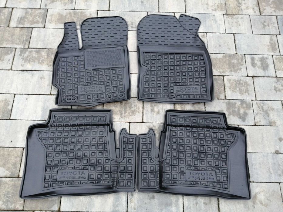 dywaniki gumowe toyota prius 3 auris 2 corolla e21