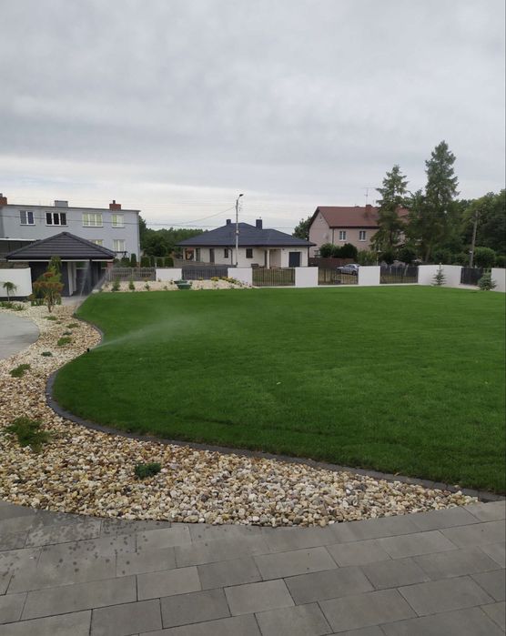 Trawik, siatka na krety, ogrod od podstaw