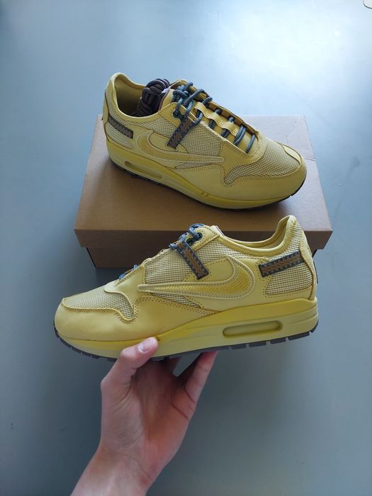 air max 1 x cactus corp gold