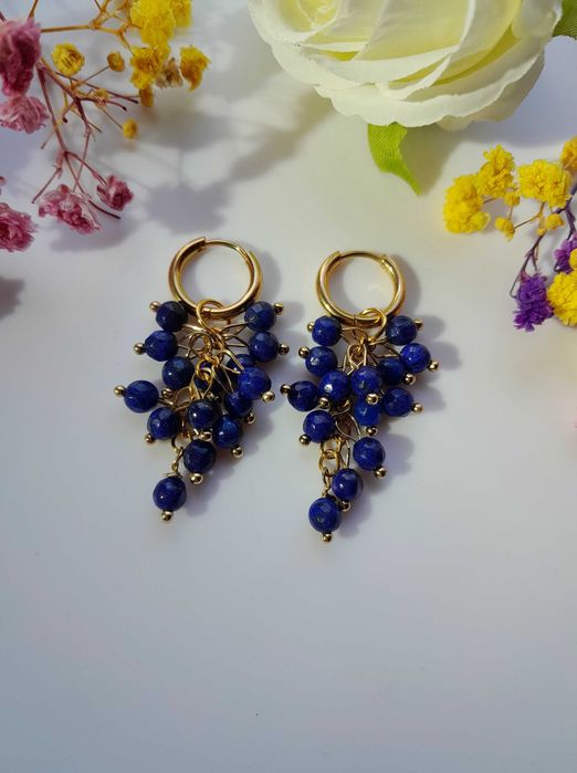 Kolczyki z naturalnym kamieniem Lapis lazuli.