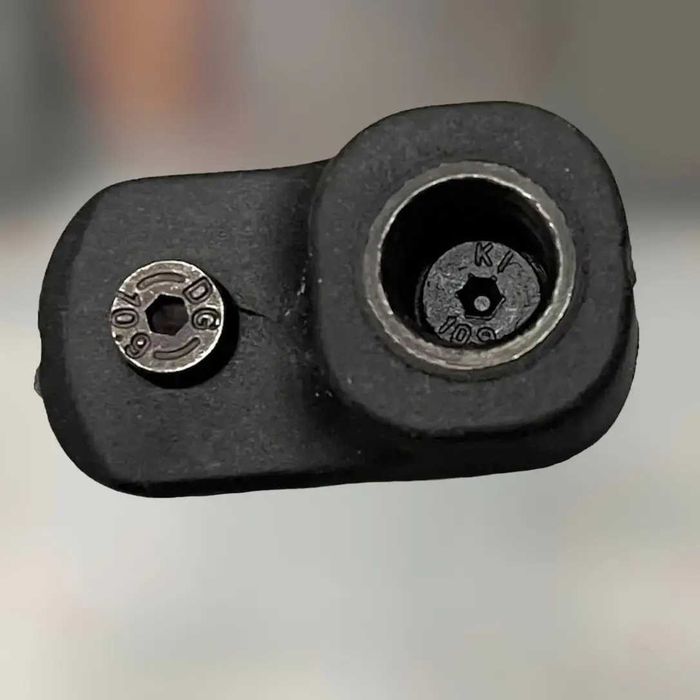 Антабка QD DLG Tactical DLG-150 оригінал кріплення антабки M-LOK KeyMod чорне посадкове гніздо під швидкознімну антабку QD адаптер на цівку