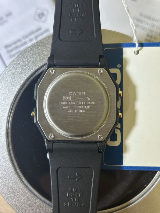 Оригінальний годинник Casio F-91WM-9Q