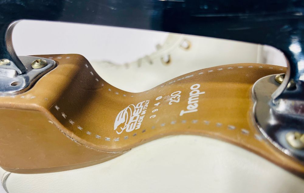 Sprzedam łyżwy dla dziewczynki