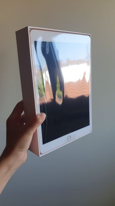 iPad 8 Wi-Fi 32 GB Rose Gold