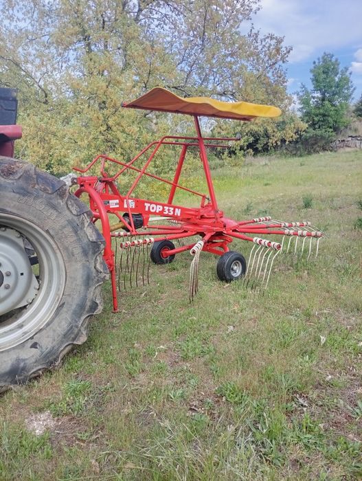 Juntador de feno Pottinger TOP 33