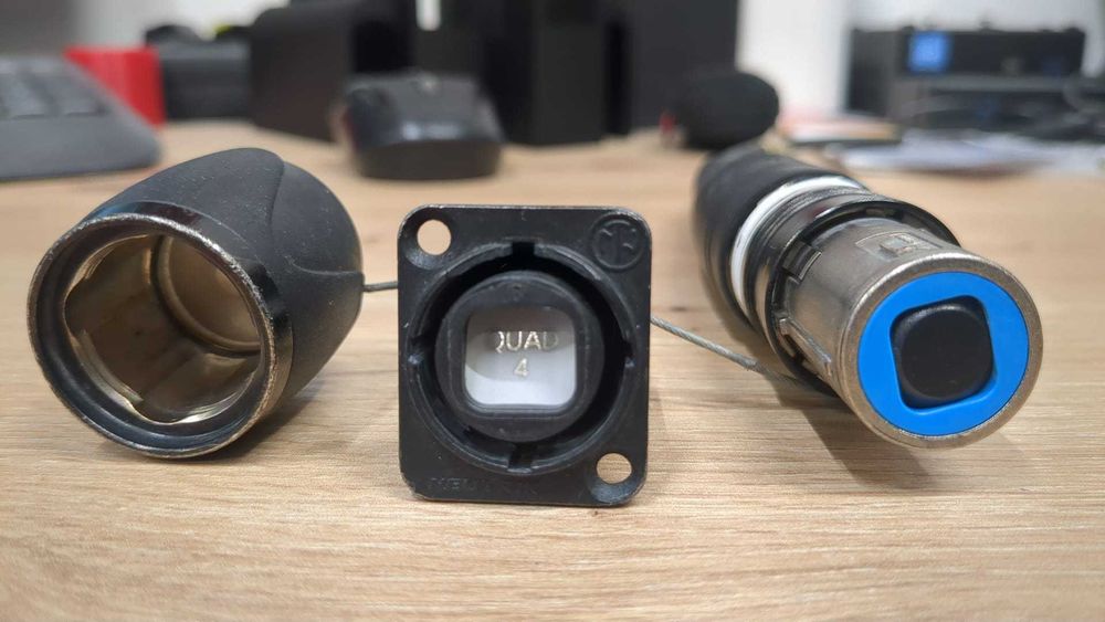 Neutrik, OpticalCON - QUAD NO4FDW-A + Cable with cover
