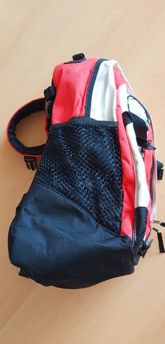 Mochila " Vermelho e Preto "