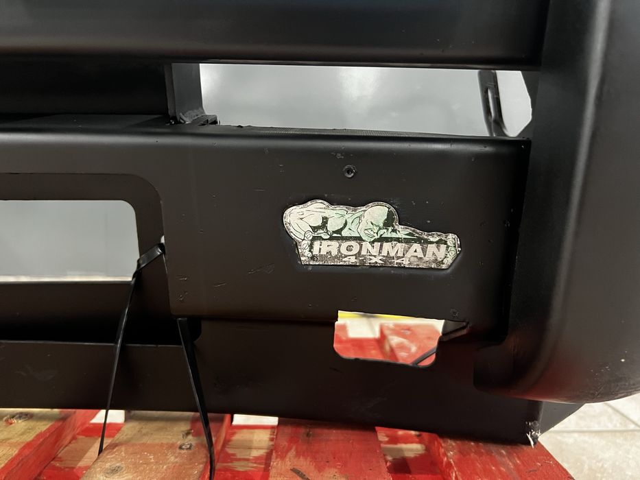 Pára-choques IRONMAN 4X4 Ford Ranger