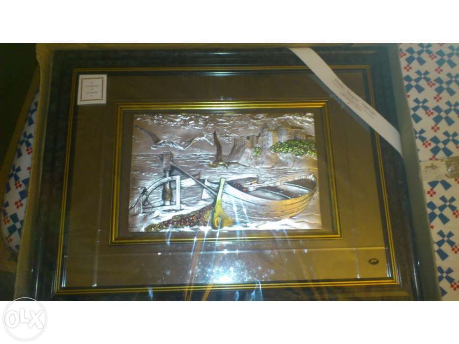 Prenda - Quadro novo com gravura no centro em prata.