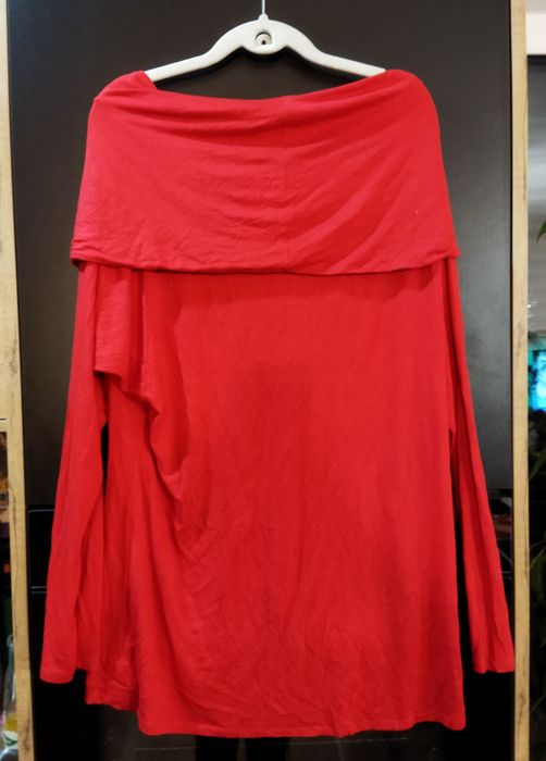 Czerwona bluzka 2XL