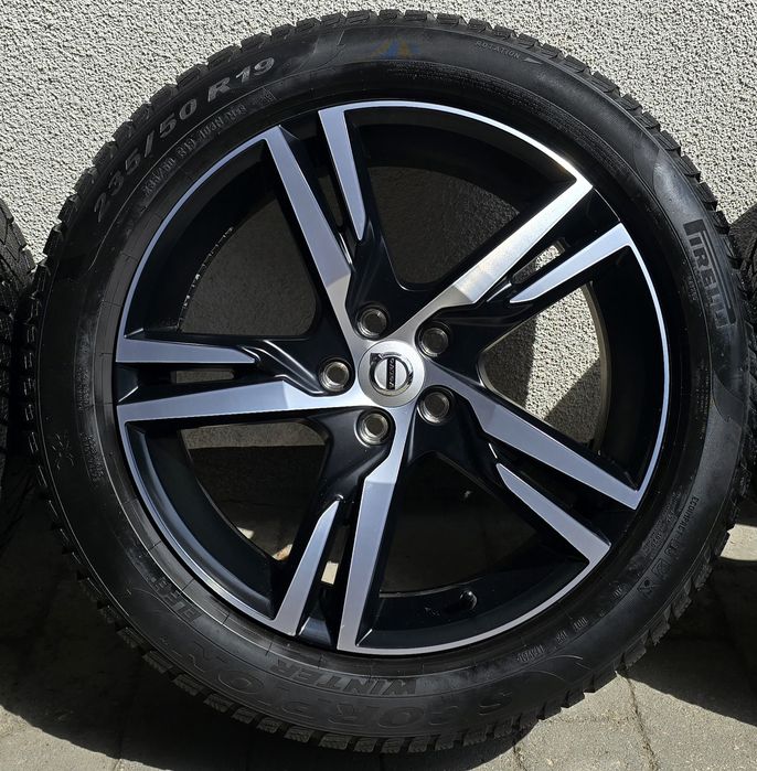 Koła felgi Volvo XC60II 7.5Jx19 rok 2025 super stan