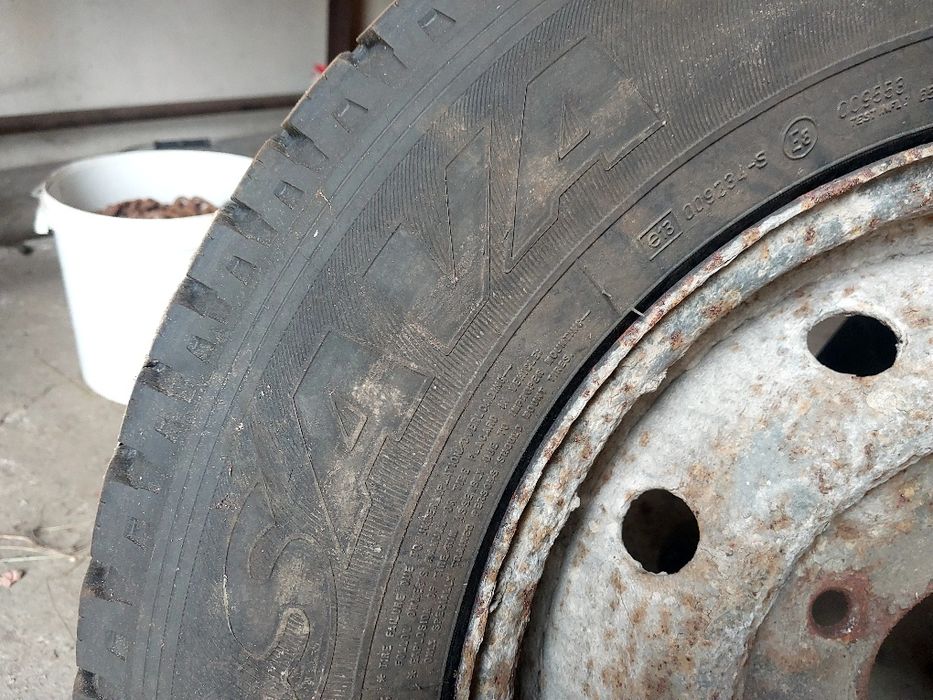 Opony razem z felgami