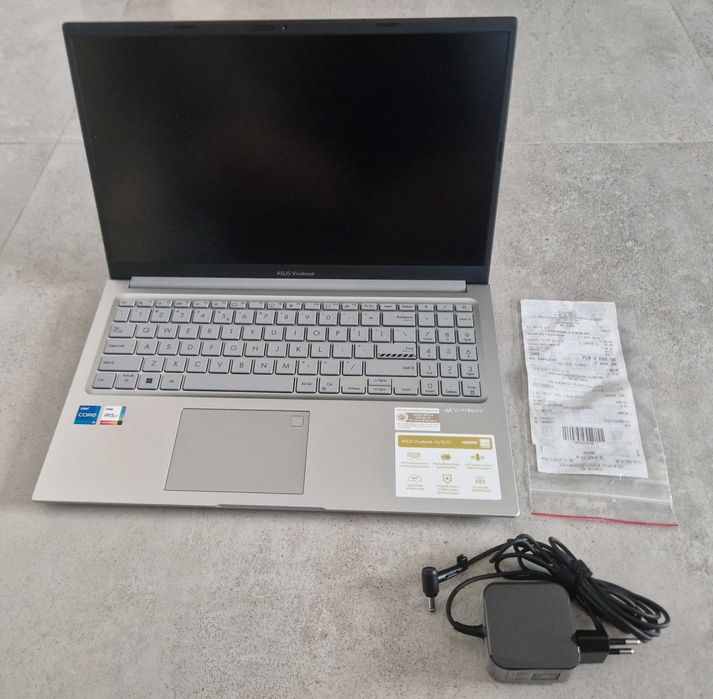 Nowy Laptop Asus VivoBook 15 A1504VA / i5-1335U / 16GB RAM / Gwarancja
