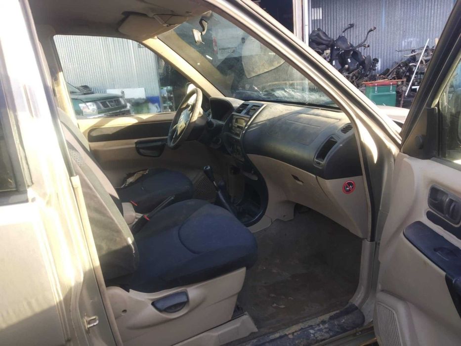 Nissan Terrano 2 2.7 tdi pra vender à peça.