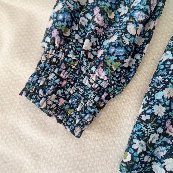 Vestido azul florido