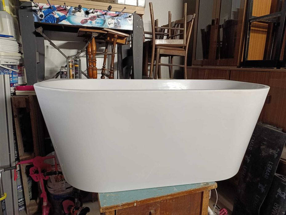 wanna  Carla 150x80,  przyścienna, pół wolnostojąca - do poprawek