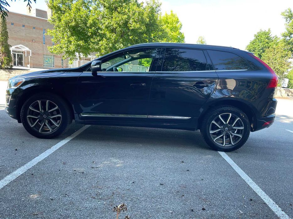 Volvo XC60      2015