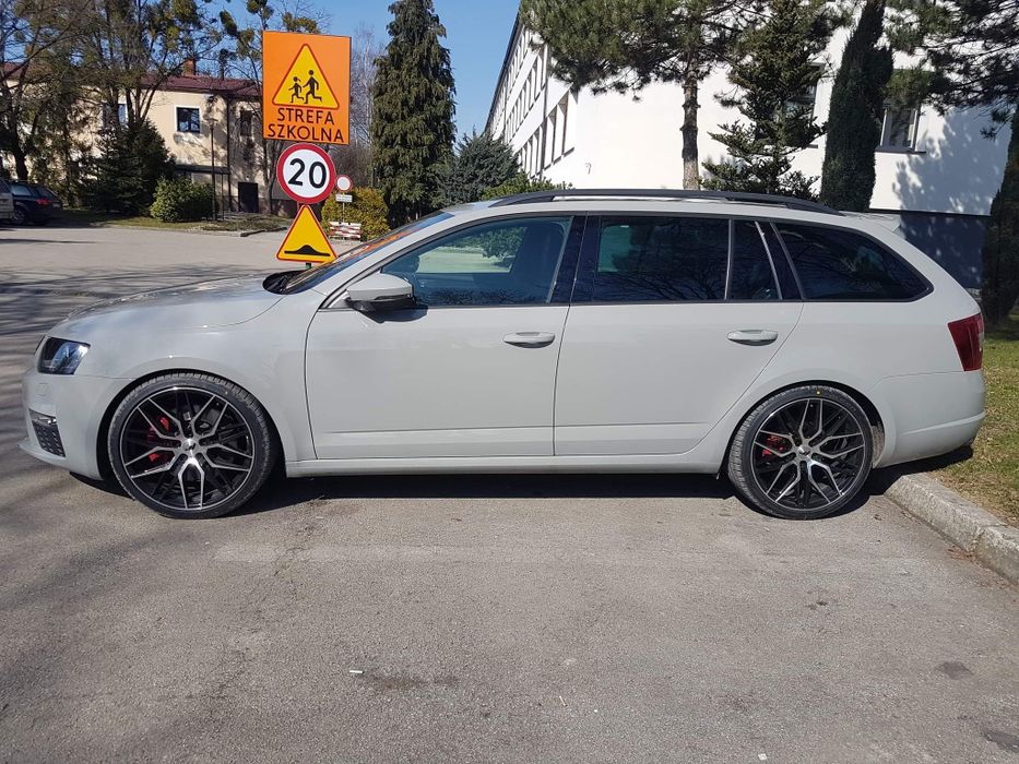 Felgi Japan Racing JR28 19" 19x8,5 5x112 Skoda Octavia Superb MK3 RS